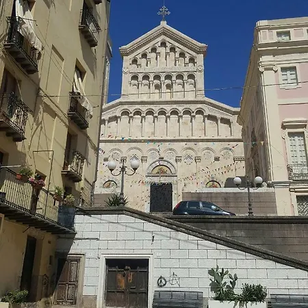 Dimora Genovese דירה קליארי